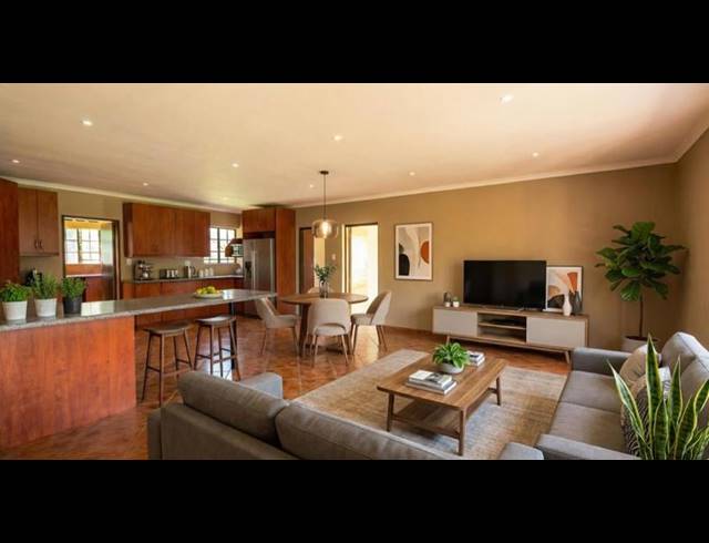FARM FOR SALE IN KAMEELDRIFT WEST